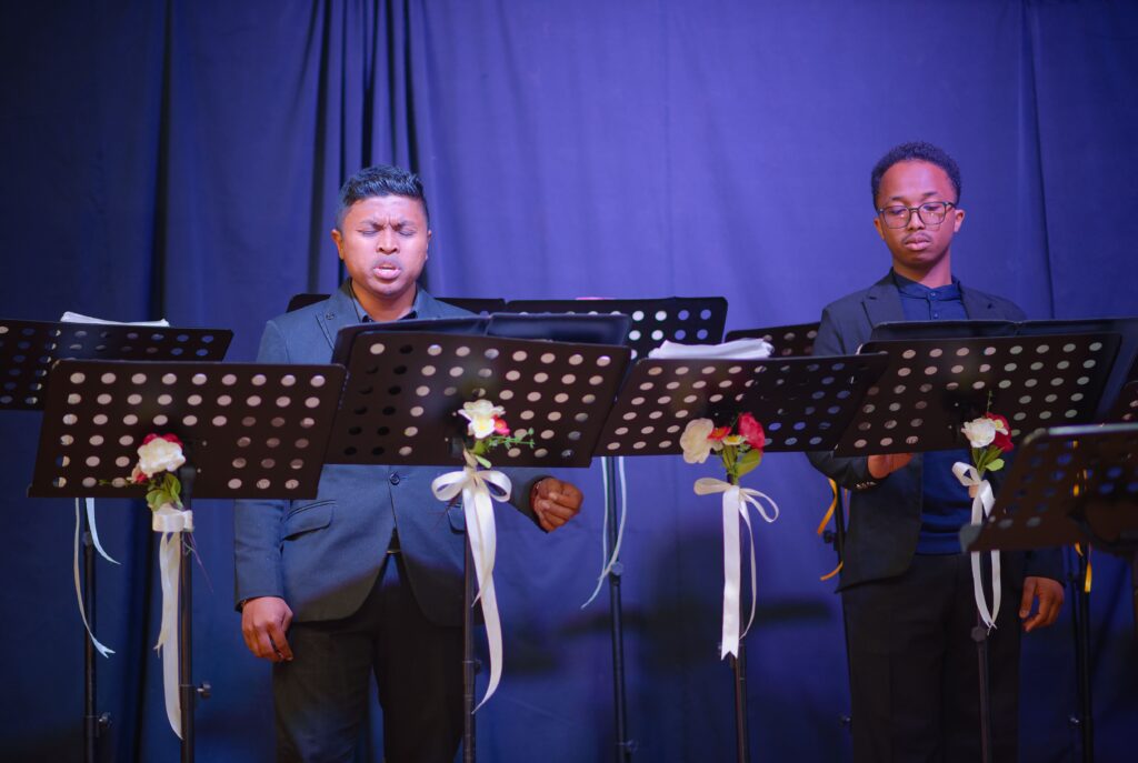 Two tenors from Vox Angeli Vivace performing